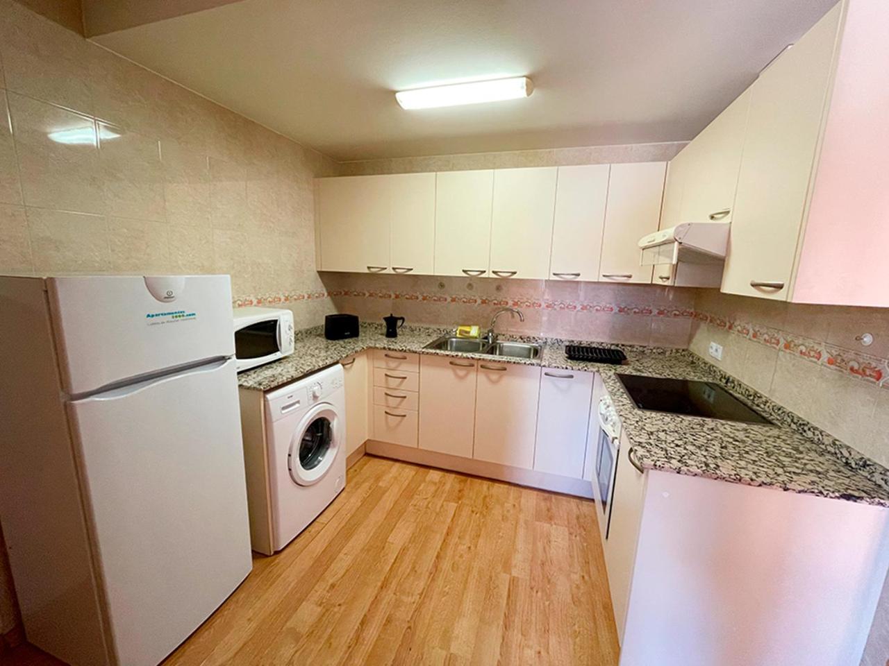 Apartamentos Pantebre 3000 Pas De La Casa Eksteriør billede